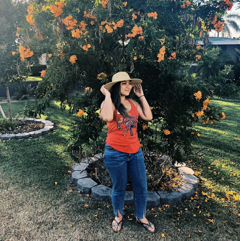 Meet your Posher, Tiffany